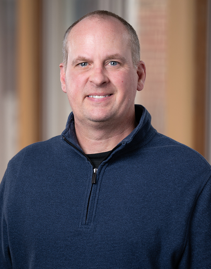 headshot of Dave Blough