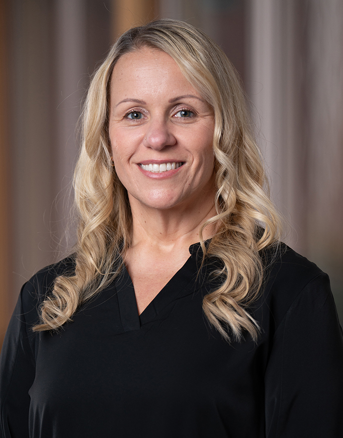 headshot of Heather Yurkovich